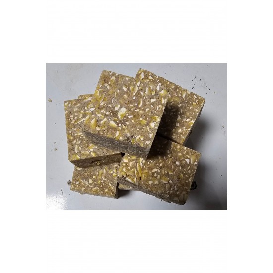 Balık Yemi Küsbesi 10 Saat Bitmeyen Delikli Kare Mısır Küspesi (2KG)